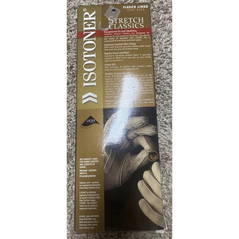 Isotoner Women's Fleece Lined Stretch Black Gloves One Size New In Box - Picture 2 of 3